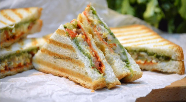 Vegetable Sandwiches ..